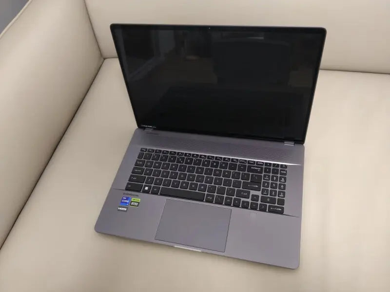 MSI Creator Z17HX Studio Laptop 17 Inch 2.5K 165Hz IPS TouchScreen Notebook i9-13980HX 32GB 2T RTX4070 Gaming Computer Ultrabook